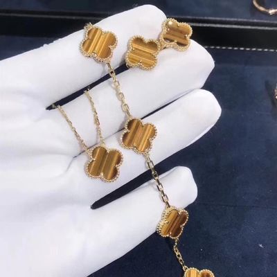 गुणवत्ता 18K सोने और असली हीरे वैन क्लीफ और अर्पेल्स 5 मोटिफ्स विंटेज अलहम्ब्रा ब्रेसलेट कारखाना