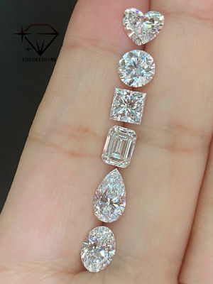 गुणवत्ता LuxuryShine VVS-VS Asscher Shape Lab बढ़ी हुई हीरा 0.1-10CT D-F रंग सफेद हीरा IGI प्रमाण पत्र के साथ 3EX कट स्टोन कारखाना