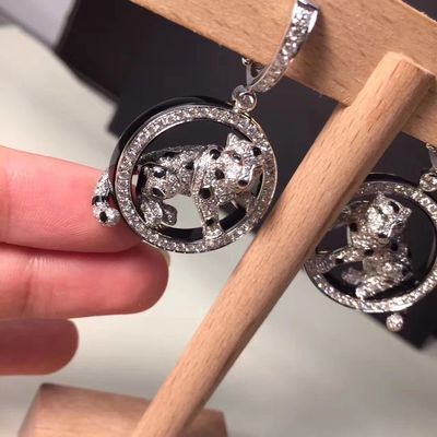 गुणवत्ता डायमंड्स 18K गोल्ड इयररिंग्स ज्वेलरी Panthère De White Gold Emeralds Jade Onyx कारखाना