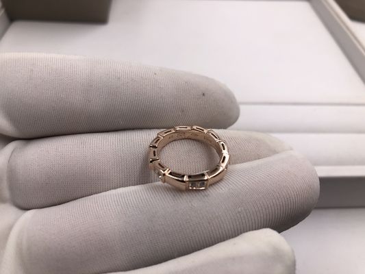 महिलाओं के औपचारिक अवसरों के लिए सफेद हीरे VS2 स्पष्टता और 18k स्वर्ण लेपित के साथ लक्जरी हीरा हार